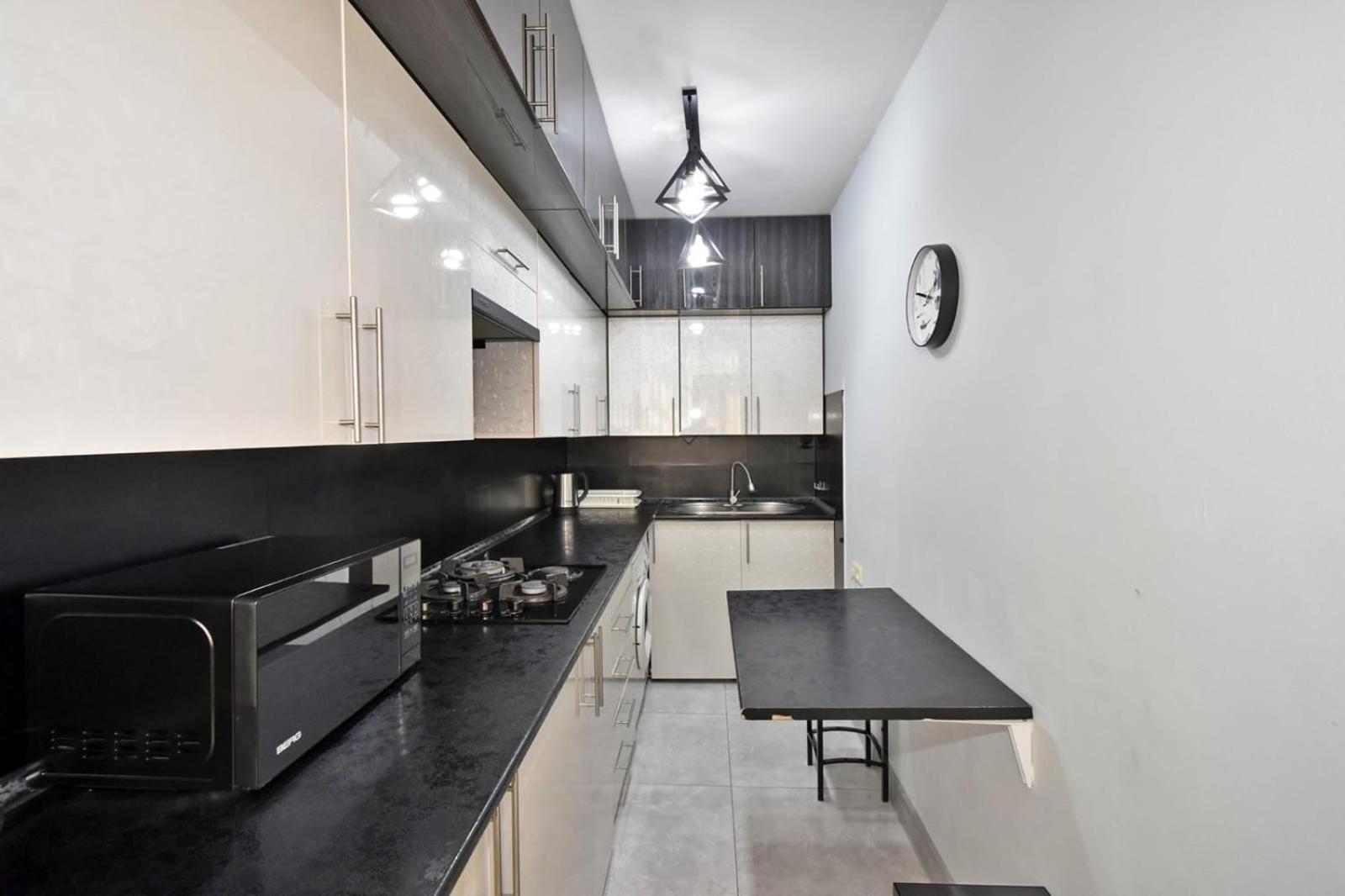 Luxury Spacious Apartment On Saryan Street.Centre Erevan Esterno foto